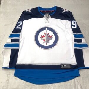 Winnipeg Jets Fanatics Jersey Men's Large Patrik Laine #29 Away White Stitch NHL